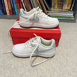 Air Force 1LV8 PS Indigo - boys